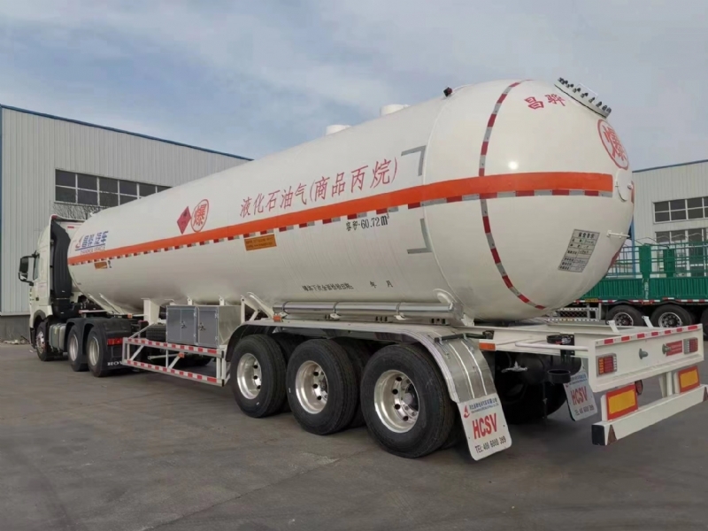 当着全班面被C到高潮哭视频