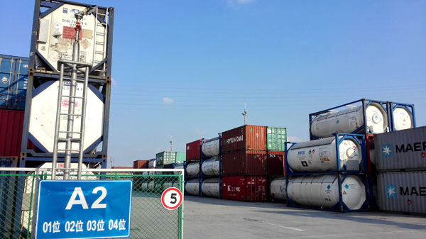 当着全班面被C到高潮哭视频