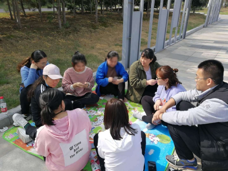 当着全班面被C到高潮哭视频